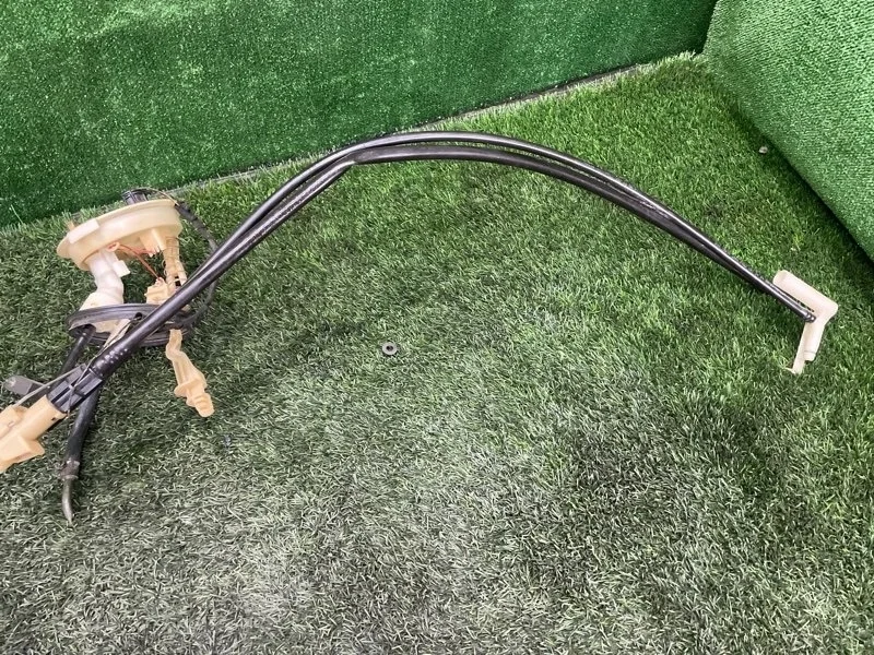 Датчик уровня топлива BMW 5 2001 16141183179 E39 TOURING M54B30