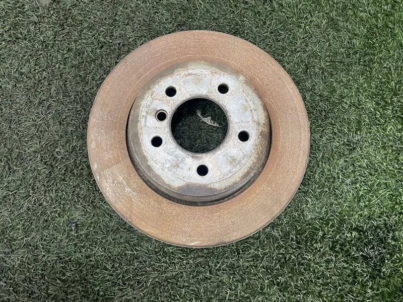 Диск тормозной BMW 5 2005 34216864061 E60 N52B30, задний