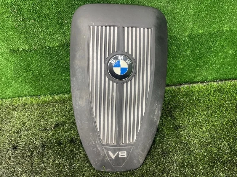 Декоративная крышка двигателя BMW X5 2008 13717548904 E70 N62B48
