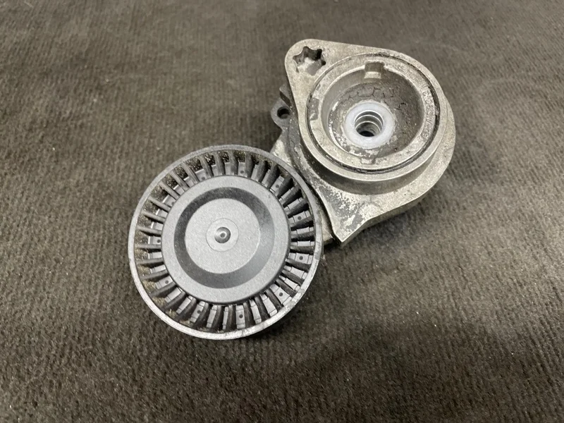 Ролик натяжной навесного оборудования Bmw X5 2004 11287505566 E53 N62B44