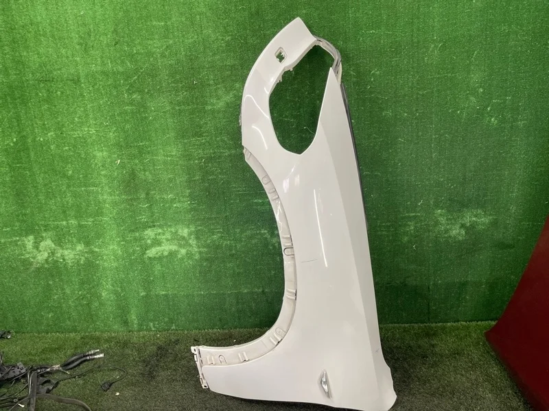 Крыло BMW X5 2012 51657222995 E70 N63B44, переднее левое