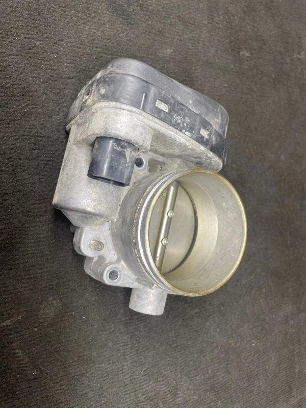 Дроссельная заслонка BMW X5 2006 13547502445 E53 M54B30