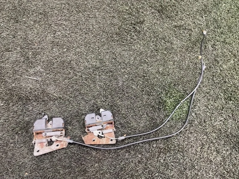 Замок спинки сиденья BMW 5 2005 52207112864 E60 N52B30, задний