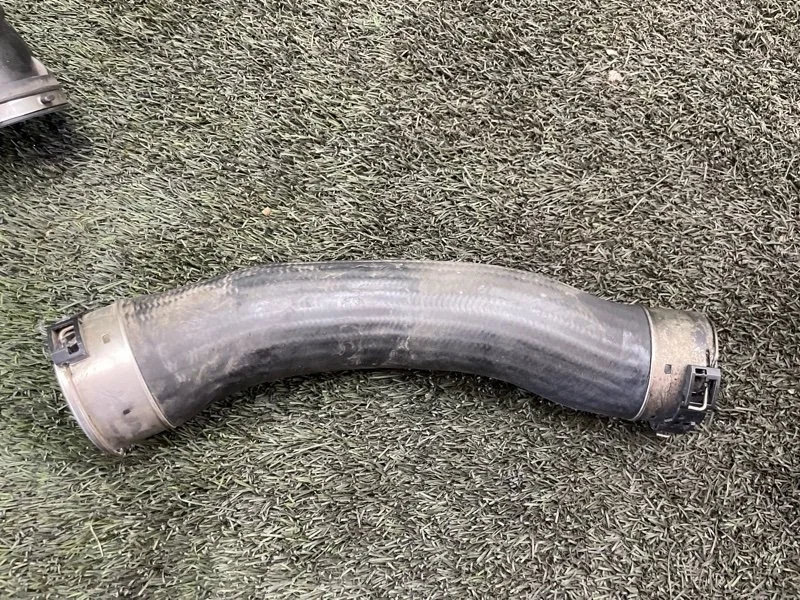 Патрубок интеркулера BMW 3 2014 11617810616 F30 N47D20