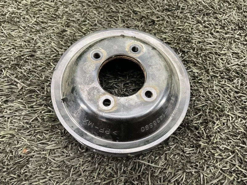 Шкив помпы BMW X5 2001 E53