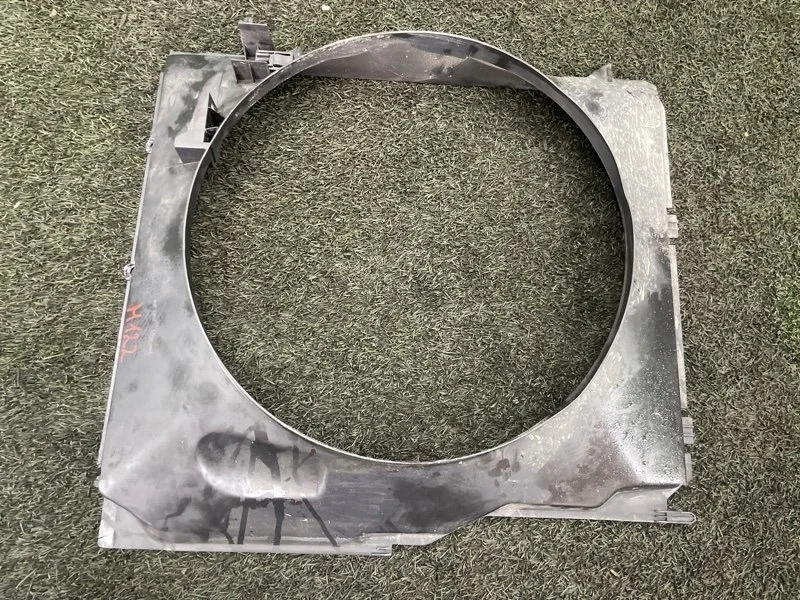 Диффузор радиатора Bmw X5 2005 17117801204 E53 M57D30