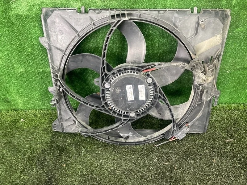 Вентилятор охлаждения радиатора BMW 3 2007 e90