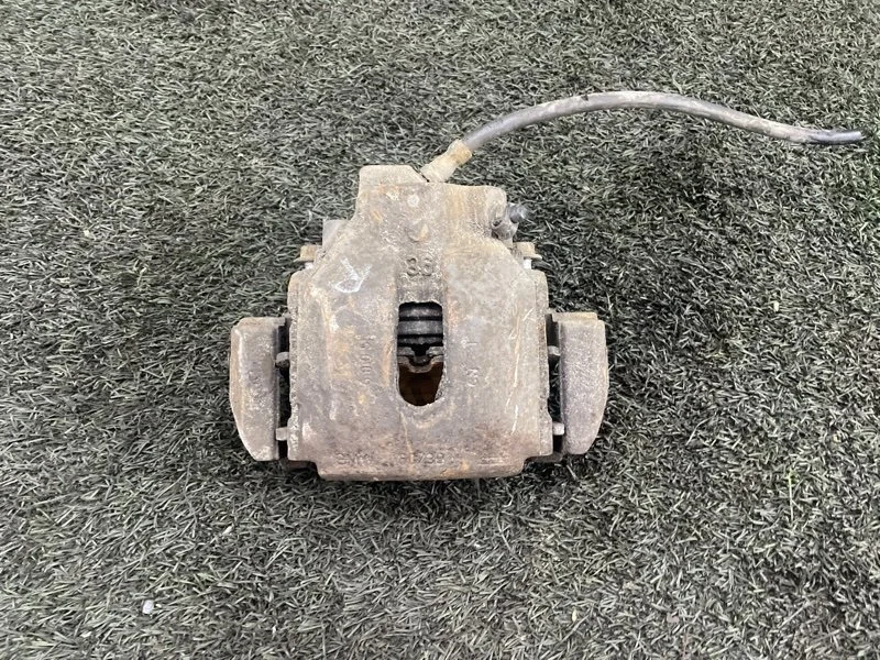 Суппорт тормозной BMW X5 2005 34116773132 E53 M57D30, передний правый