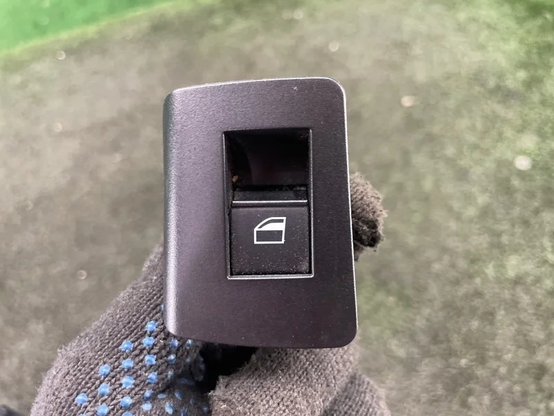 Кнопка стеклоподъемника BMW X5 2005 E53