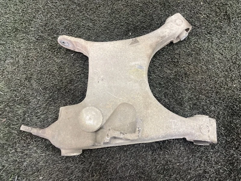 Рычаг подвески нижний BMW X5 2006 1095253 E53 M54B30, задний левый