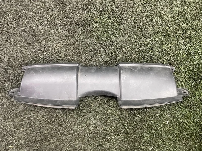 Воздухозаборник Bmw 3 2010 13717541738 E90 N46B20BD, передний