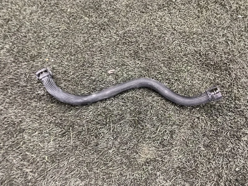 Трубка картерных газов BMW X5 2012 11157646086 E70 N63B44