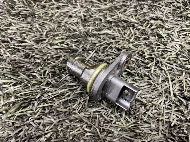 Датчик положения распредвала BMW X5 2012 13627525014 E70 N63B44