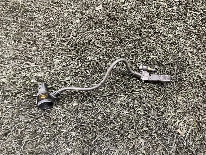 Датчик положения коленвала BMW 5 2013 13627595860 F10 N20B20