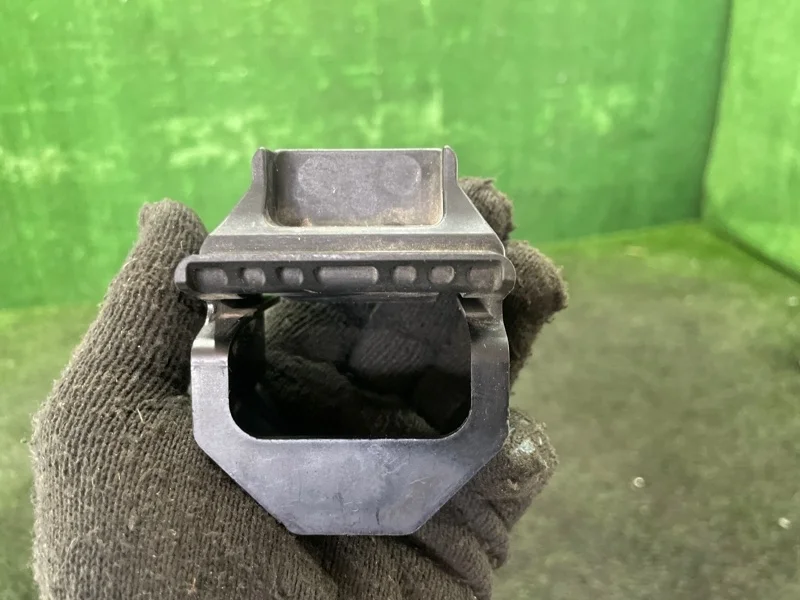 Крепление радиатора BMW 1 E87