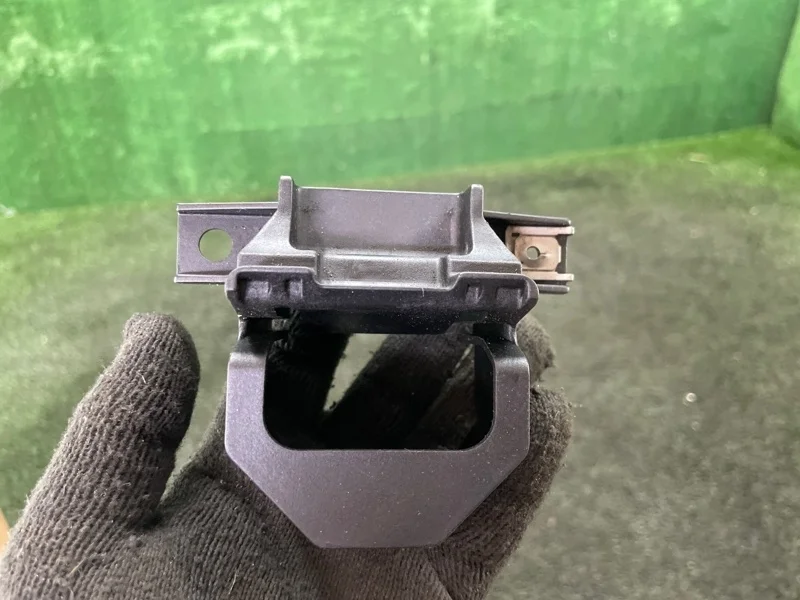 Крепление радиатора BMW X1 2010 E84