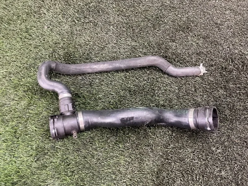 Патрубок системы охлаждения BMW 5 2016 17127619684 F10 N20B20, левый