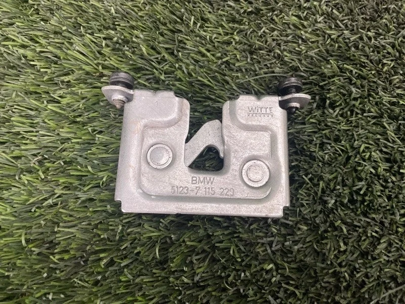 Замок капота BMW 1 51237115229 E87