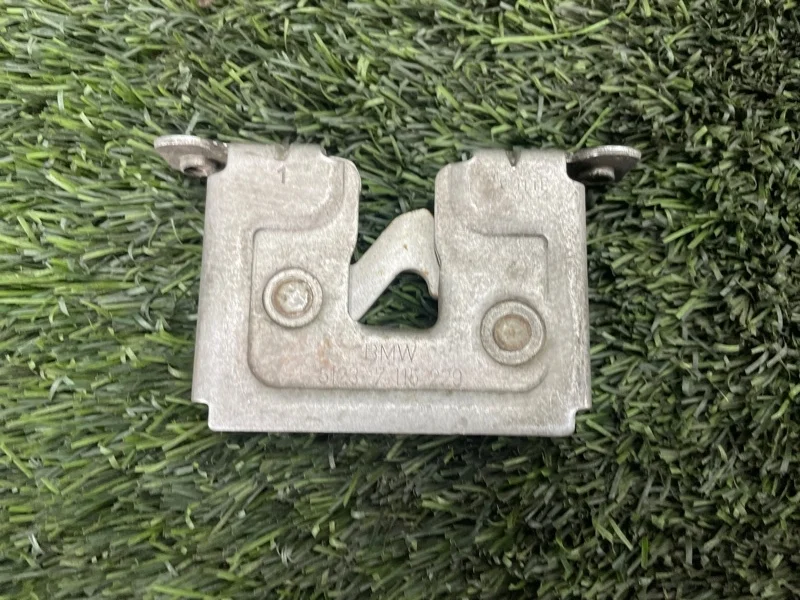 Замок капота BMW 1 51237115229 E87