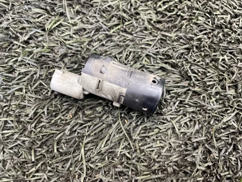 Датчик парковки BMW X3 E83