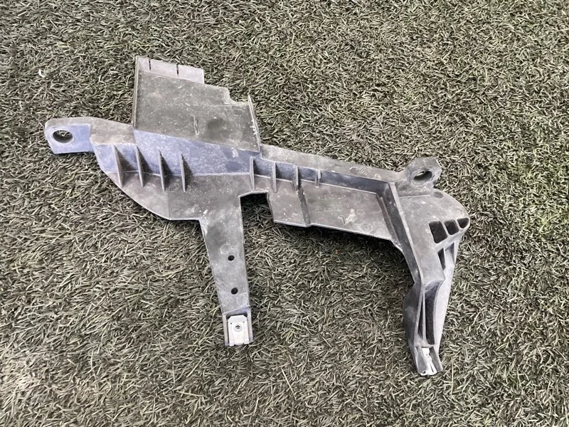 Кронштейн фары BMW X3 63126939199 E83 N47D20, левый