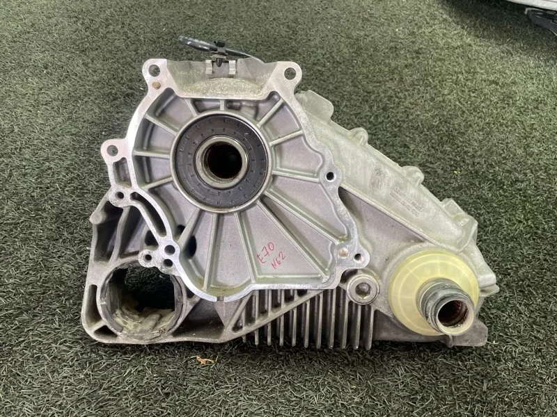 Раздаточная коробка Bmw X5 2008 27107574777 E70 N62B48