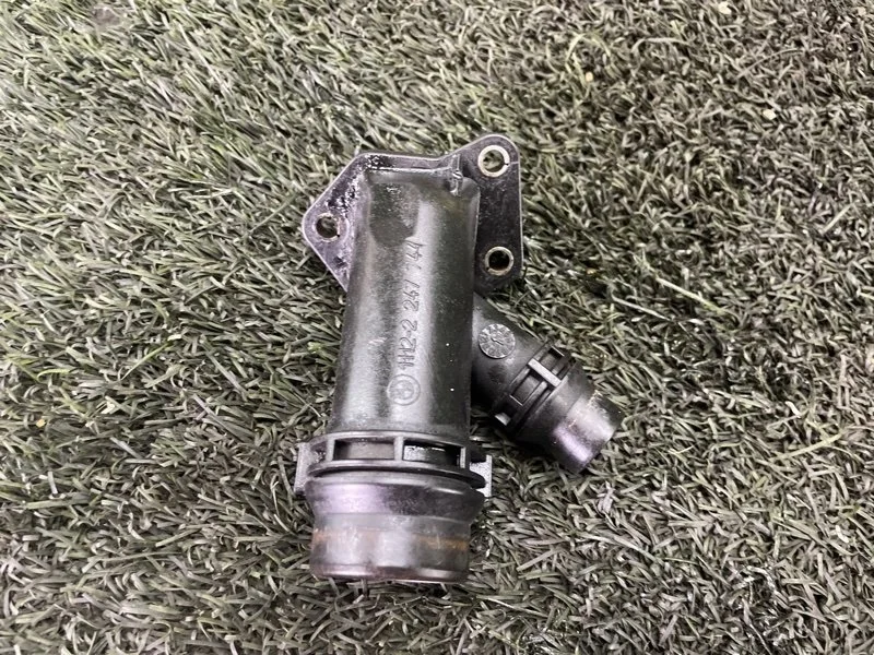 Патрубок системы охлаждения BMW X5 2009 e70