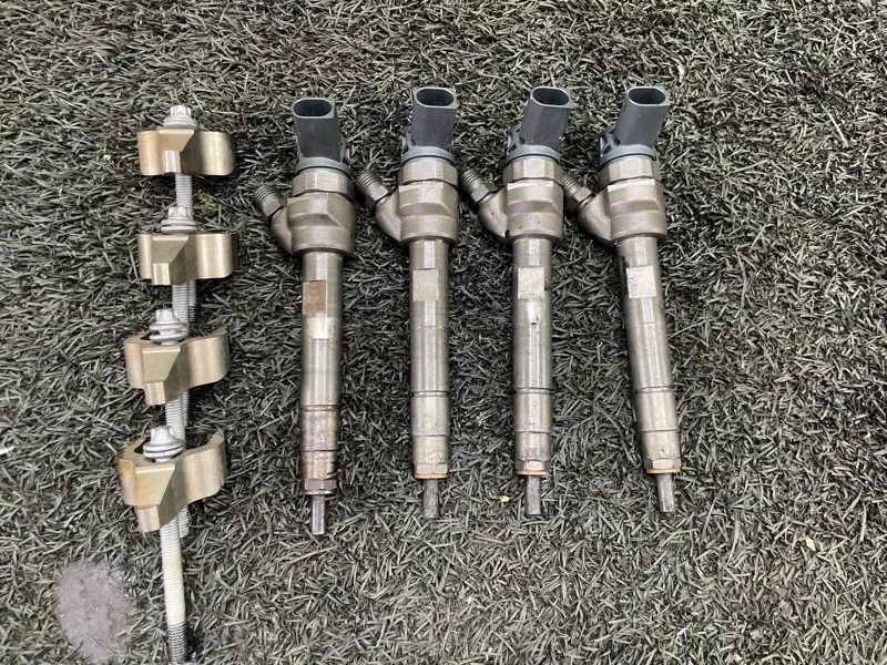 Форсунка топливная BMW 3 2014 13537810702 F30 N47D20