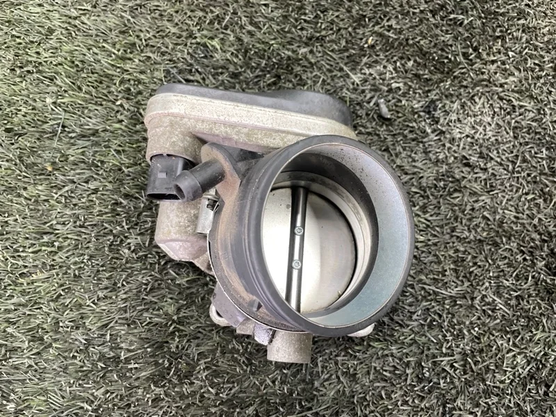 Дроссельная заслонка BMW 3 2007 13547516946 E90