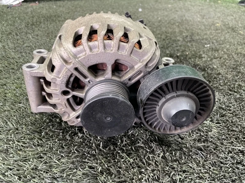 Генератор BMW 3 2007 12317521178 E90