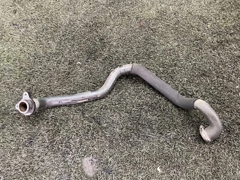 Патрубок системы охлаждения BMW 3 2007 e90