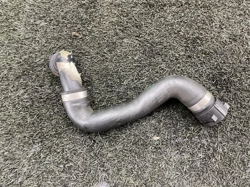 Патрубок системы охлаждения BMW X3 2004 E83