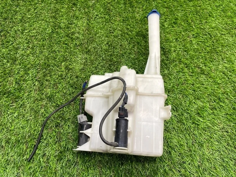 Бачок стеклоомывателя Hyundai Ix-35 986102S000