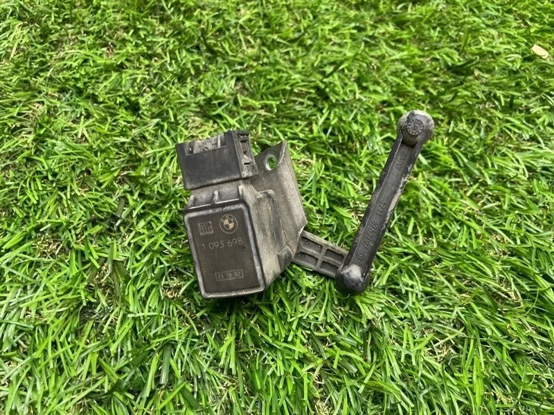 Датчик высоты дорожного просвета BMW X5 2006 37141093698 E53 M54B30