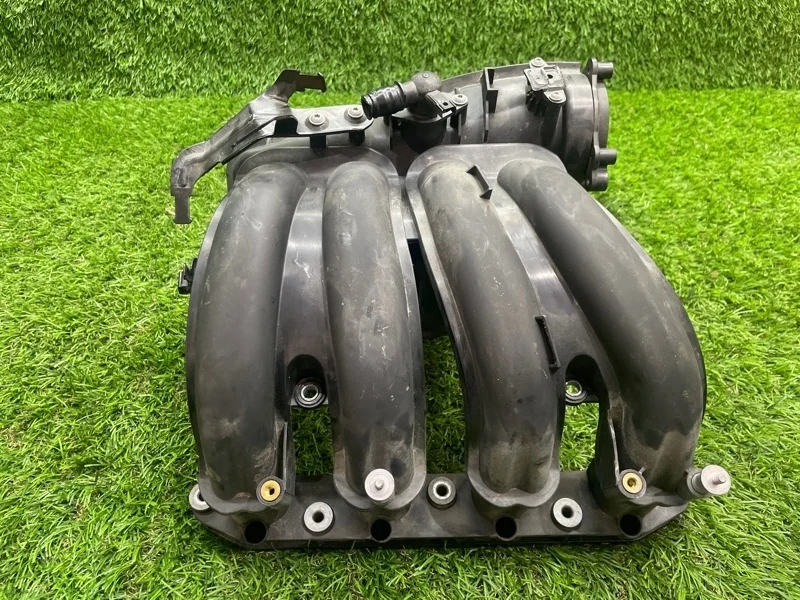 Коллектор впускной BMW 3 2010 e90