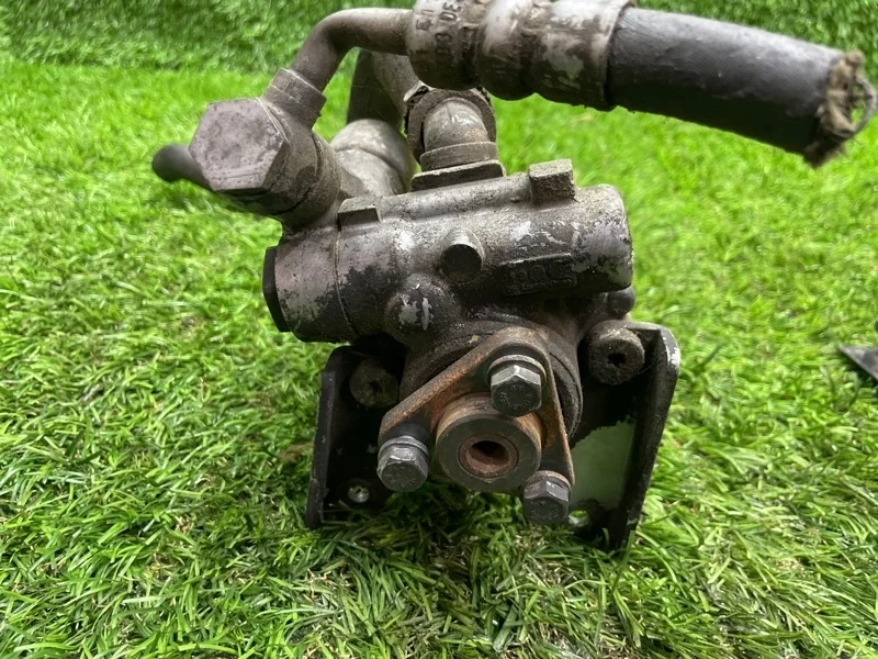 Насос гидроусилителя руля Bmw 5 2004 32416766190 E60 M54B30