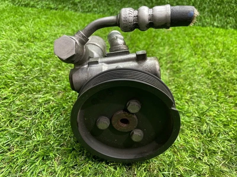 Насос гидроусилителя руля Bmw 5 2004 32416766190 E60 M54B30