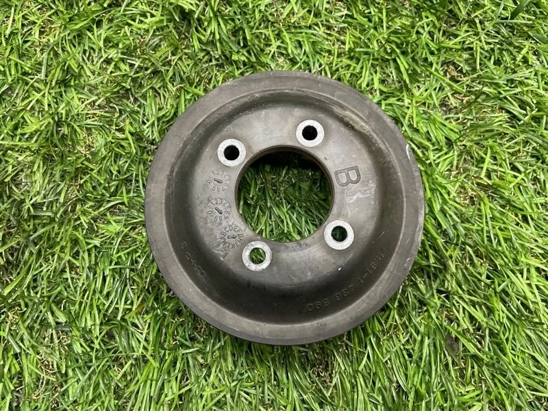 Шкив помпы BMW 5 2004 E60