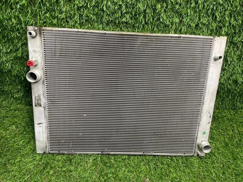 Радиатор охлаждения двигателя BMW 5 2008 17117534914 E60 N52B30