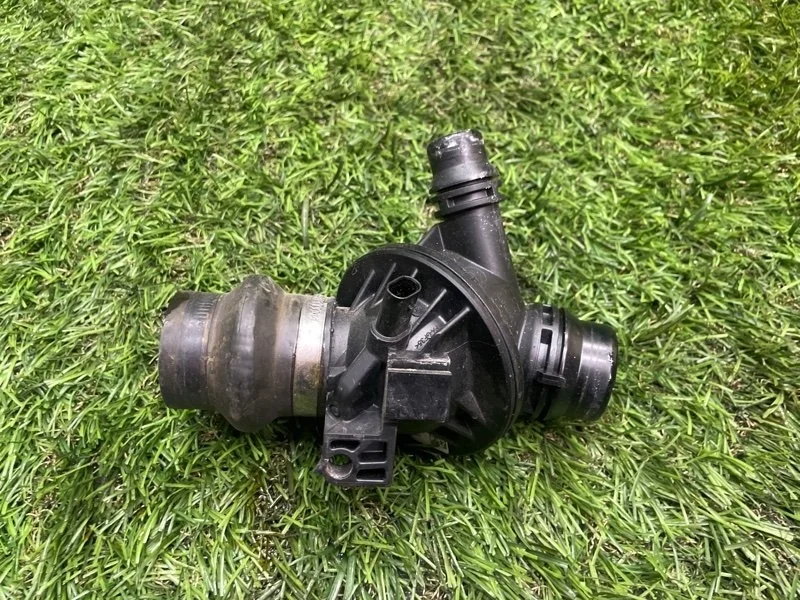 Термостат BMW 5 2012 6601544 F10 N52B25