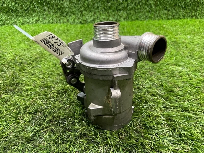 Помпа BMW 5 2012 F10