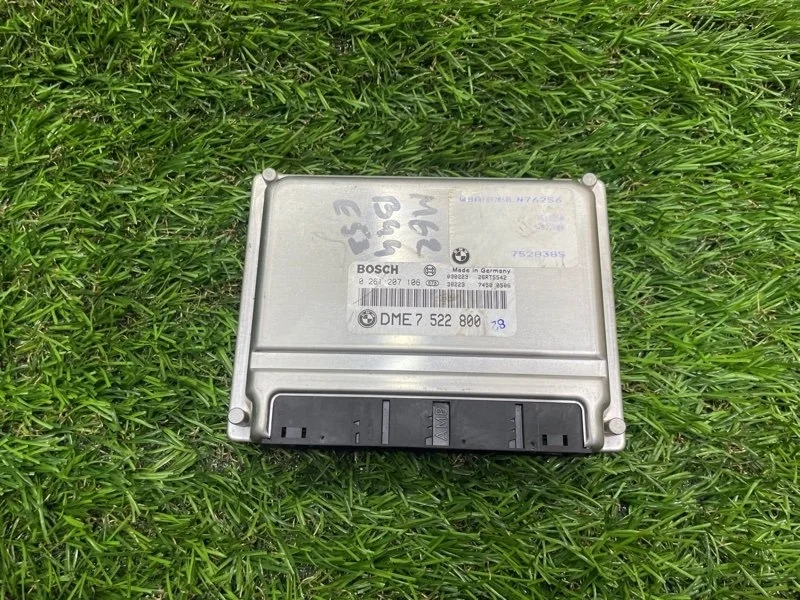 Блок управления двигателем BMW X5 2001 12147522800 E53 M62B46
