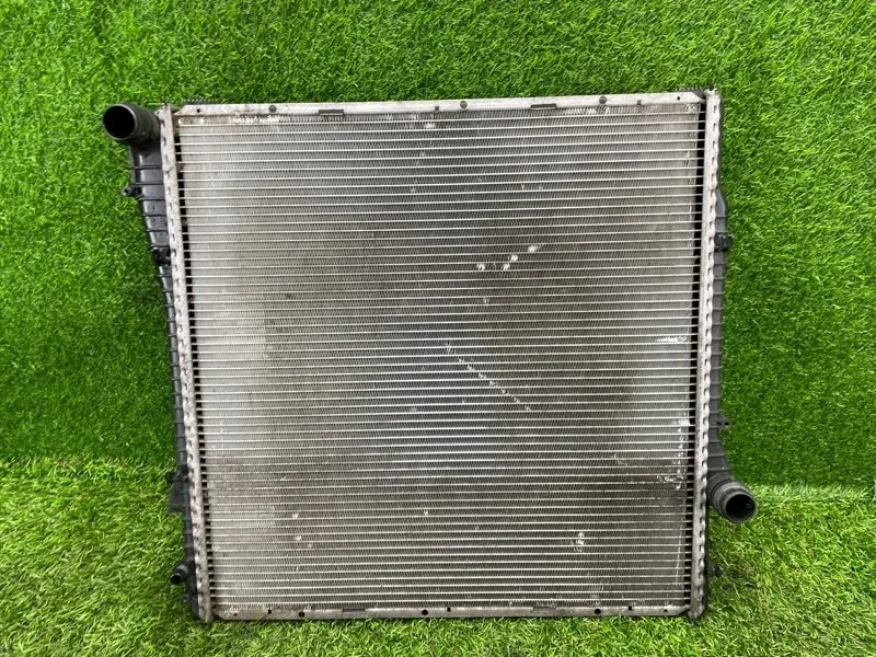 Радиатор охлаждения двигателя Bmw X5 2006 17107544668 E53 M57D30