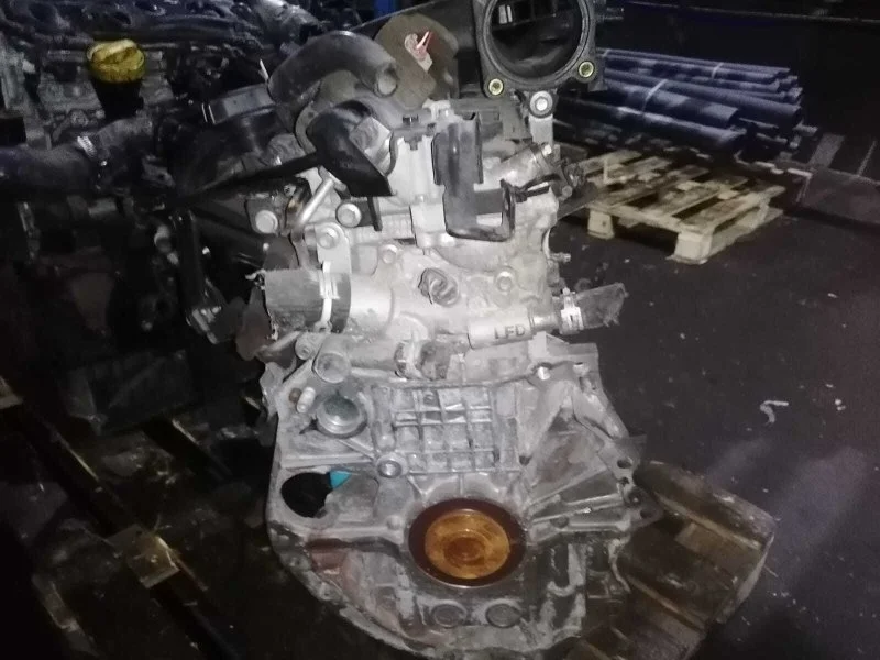Двигатель Nissan 2.0