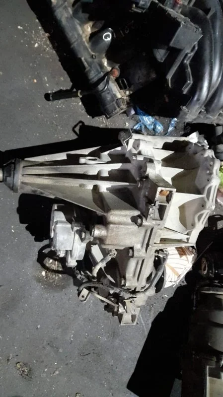 Раздаточная коробка Nissan 4.0 И Parthfinder R51