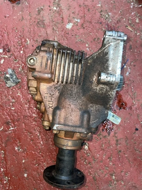 Раздаточная коробка Nissan 33100-8H513 2. И T30
