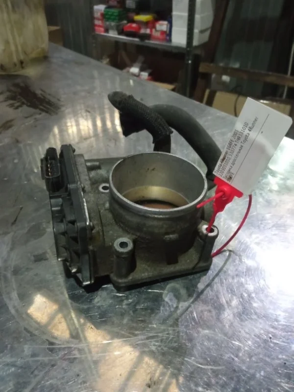 Дроссельная заслонка Toyota 4Runner 2003