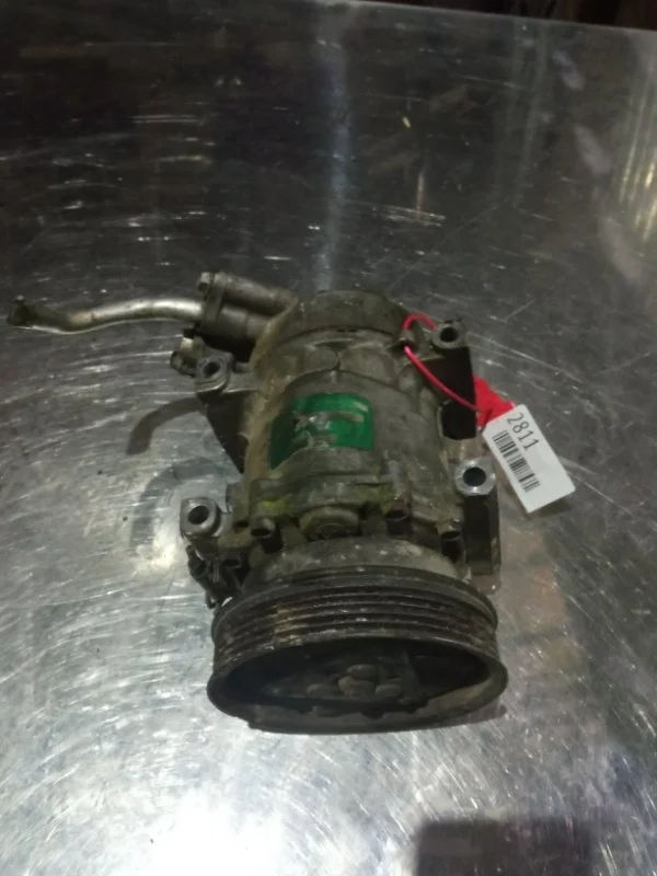 Компрессор кондиционера Renault Symbol 2006