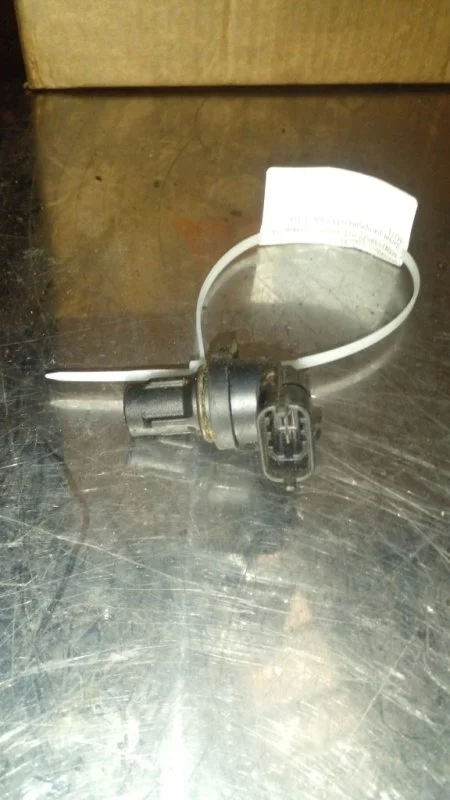 Датчик распредвала Mercedes-Benz -Class