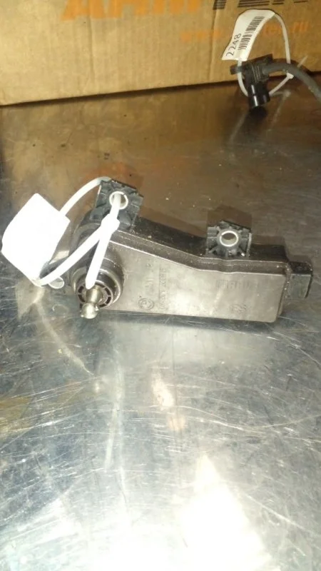 Сервопривод впускного коллектора BMW 3-Series E46